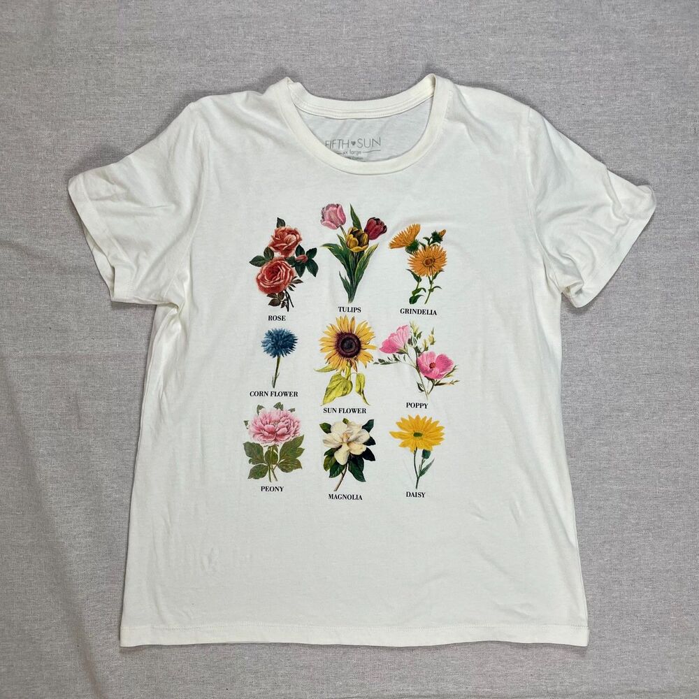 Fifth Sun | Ivory Graphic Tee with Floral Print Print | XXL